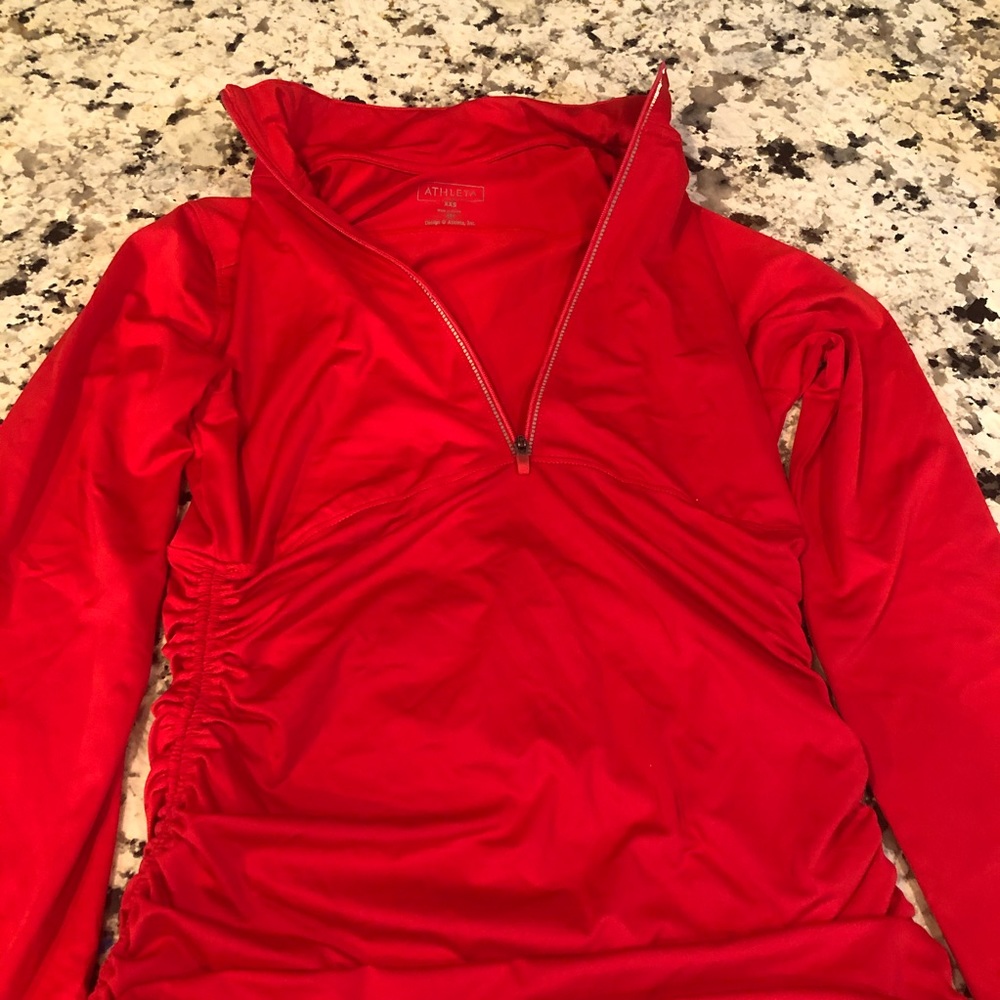 Athleta Hot Shot Performance Top W/ Ruching - Picture 6 of 13
